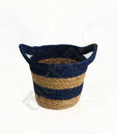 Natural jute planter with a textured design, ideal for indoor plants.